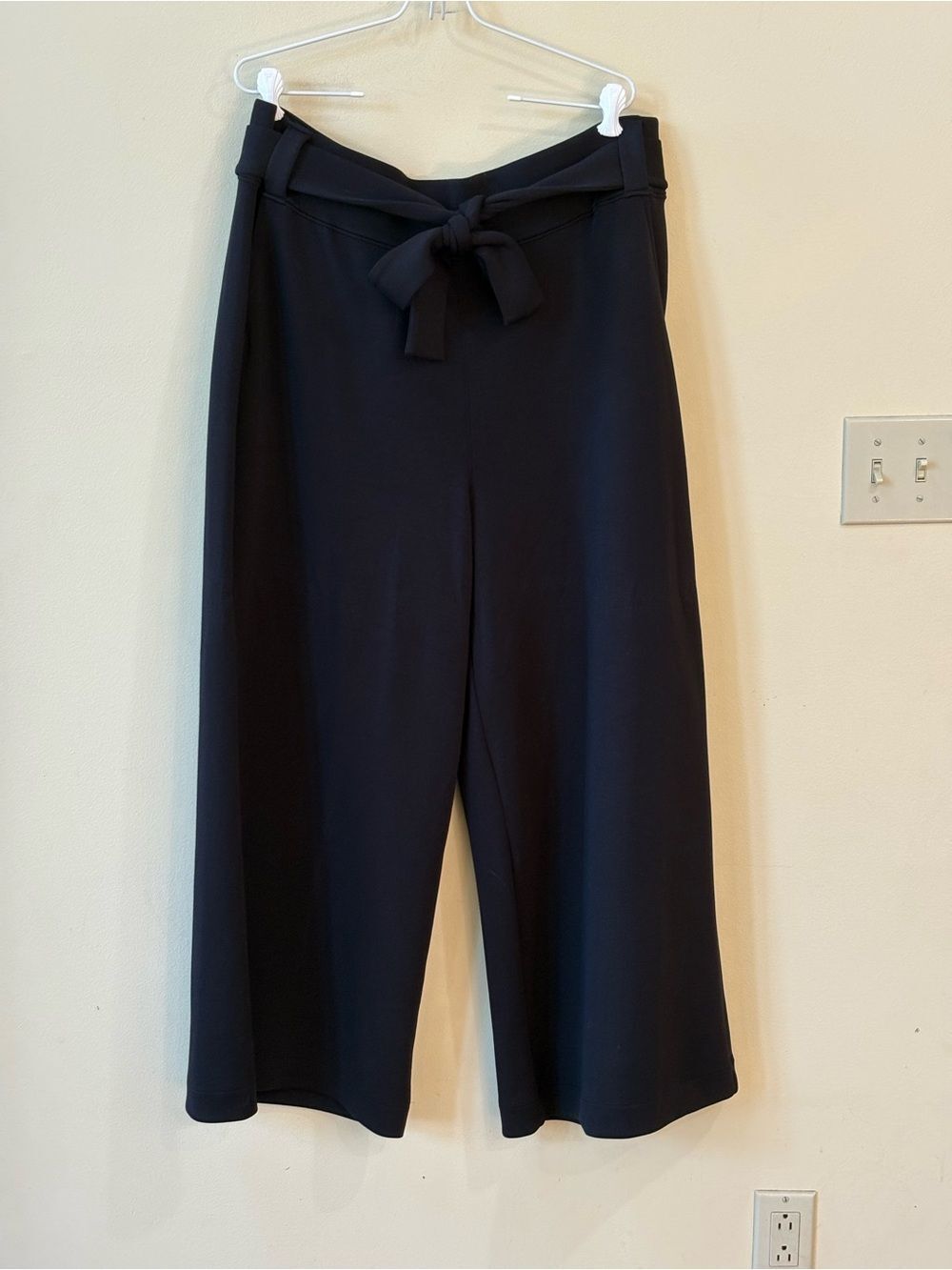 Spanx AirEssentials Tie-Waist Wide-Leg Pant